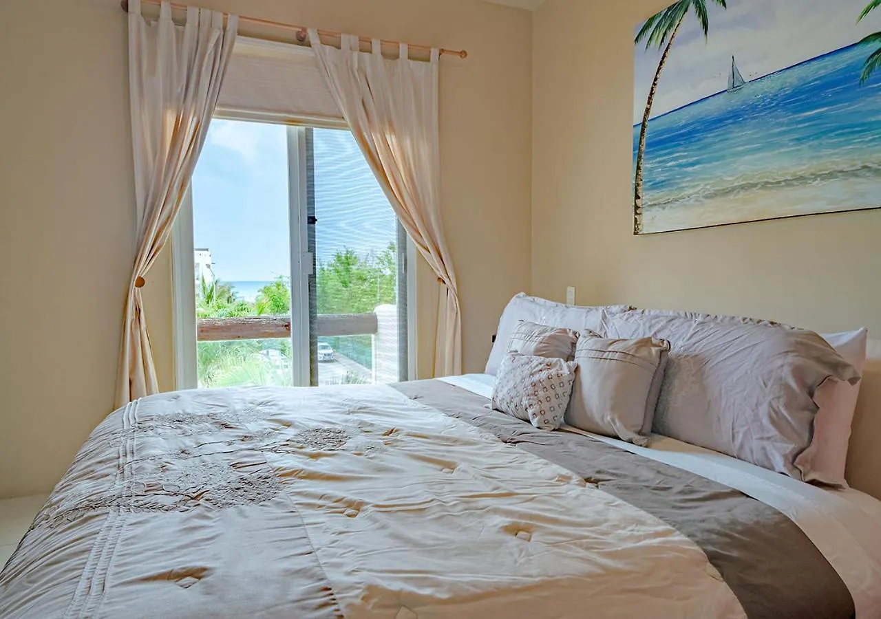 Condo Sol 6 - 3 Bedroom Condo Only 1 Block From Coco Beach - At Luna Maya Condos Playa del Carmen